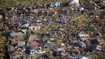 Filipinas: Los equipos de rescate buscan sobrevivientes tras el Tifón Haiyan