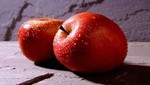 Una manzana diaria podría evitar ataques cardíacos y accidentes cerebrovasculares