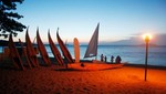 Caballitos de Totora conquistan playa de Brasil