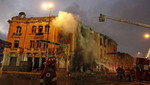 Modernas autobombas fueron utilizadas por Bomberos para controlar incendio en edificio de Plaza Dos de Mayo