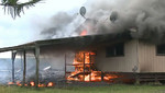 Hawaii: Flujo de lava quema casas rurales