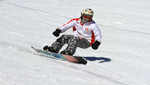 Snowboarder Víctor Dito Chávez se alista para la gira europea