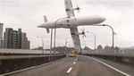 Avión de TransAsia Airways se estrelló en el río Keelung en Taipei [VIDEO]