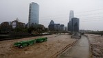 Inundaciones dejan al menos 9 muertos en Chile y Uruguay (VIDEOS)