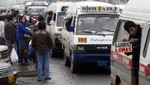 Cerca de 2 mil combis y buses antiguos de Lima serían chatarreados