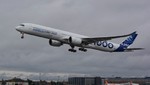 El primer A350-1000 completa con éxito su vuelo inaugural