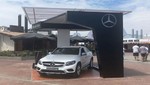 Mercedes-Benz muestra los autos del verano en el Boulevard de Asia
