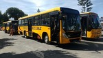 Divemotor entrega buses Mercedes-Benz a al colegio Max Uhle de Arequipa
