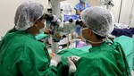 Pacientes adultos recuperan la visión luego de exitosos trasplantes de córnea en Hospital María Auxiliadora