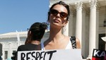 Emily Ratajkowski arrestada en la protesta contra Brett Kavanaugh