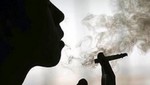Pacientes con cáncer continúan fumando, según estudio