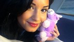 Demi Lovato le hace travesura a su madre