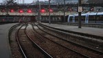 Francia enfrenta el segundo día de caos en los viajes mientras continúan las huelgas