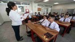 Minedu restringe uso de celulares en colegios para mejorar aprendizajes