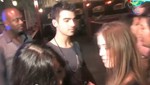 Joe Jonas visita el House of Blues (video)