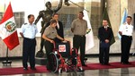 CLARO entregó sillas de ruedas para miembros de FF.AA que lucharon en el Cenepa y VRAE