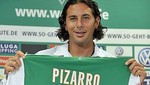 Claudio Pizarro se quedará en el Werder Bremen