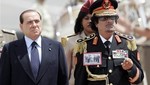 Gadafi a Berlusconi: 'Querido, detén el bombardeo'