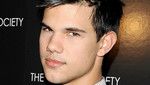 Taylor Lautner tiene doble identidad