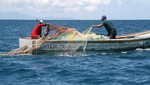 Reinician búsqueda de pescadores desaparecidos en mar del Callao