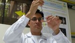 Interesantes experimentos con elementos caseros en Expoquímica de la UNI