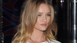 Rosie Huntington-Whiteley posa al desnudo para Vogue