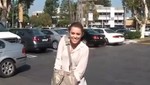 Miley Cyrus se porta bien con los paparazzi (video)