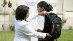 Mochilas escolares no debe superar el 15% del peso corporal del niño