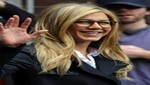 Jennifer Aniston presenta a Justin Theroux a su padre