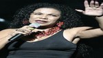 Eva Ayllón realizó gran concierto en el María Angola