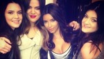 Kim Kardashian mostró sus curvas a los fans en Facebook