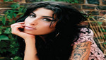 Divinity rinde homenaje a Amy Winehouse