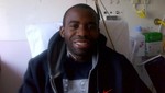 Fabrice Muamba publica foto en el que se le ve mejor de salud