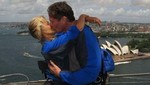 David Hasselhoff le pide matrimonio a su novia por tercera vez