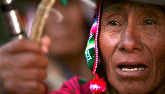 POR LA DIGNIDAD DE LOS PUEBLOS INDÍGENAS