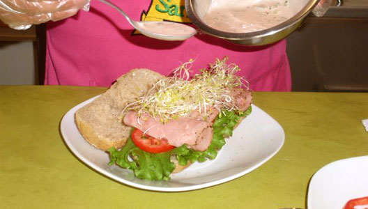 FAST FOOD FAST FOOD
