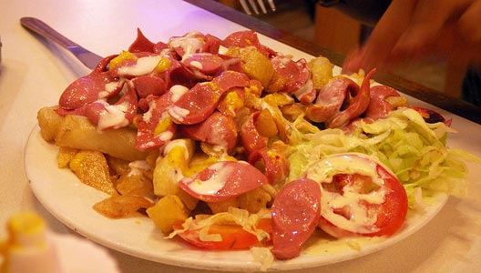 Salchipapa