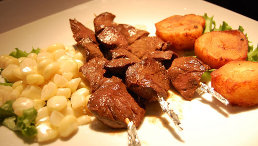 ANTICUCHOS