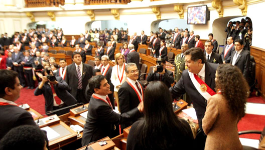 A RENOVAR EL CONGRESO