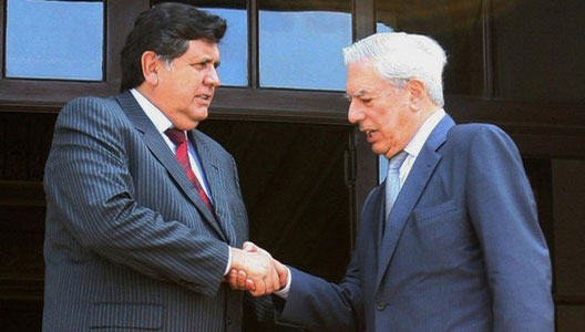 Mario Vargas Llosa: El 'Nobel' demócrata