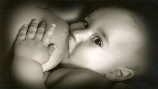 Lactancia materna hace niños mejores