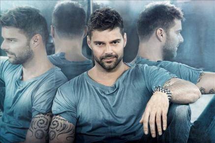 Ricky Martin lanza los temas de su nuevo CD en Internet