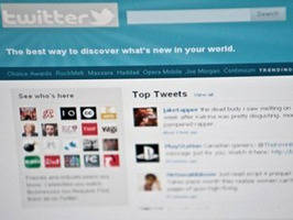 Google y Twitter se alían para poder transmitir desde Egipto