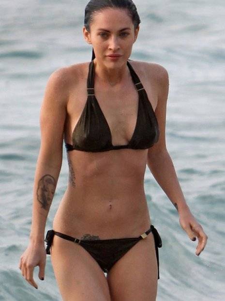 Megan Fox en bikini en las playas de Hawai