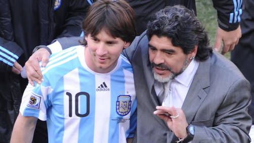 Lionel Messi no entrenó hoy y Maradona probó en el once con Javier Pastore
