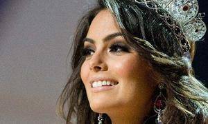 Jimena Navarrete, Miss Universo 2010, ¿operada de la nariz?