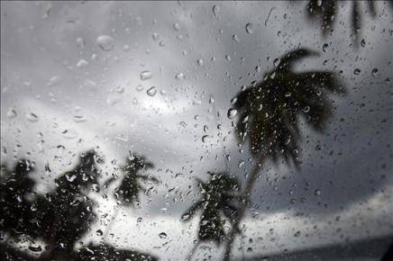 Tormenta 'Tomas' pierde intensidad en su ruta por el sur del Caribe