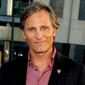 Viggo Mortensen publica su libro de poemas