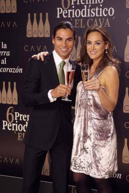 Julio José Iglesias y Tamara brindan en el VI Edición del Premio Periodístico 'El Cava'