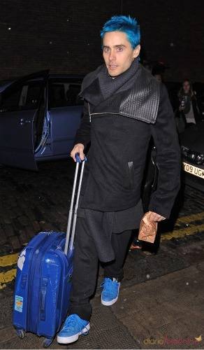 Jared Leto, muy bien combinado en el aeropuerto de Londres